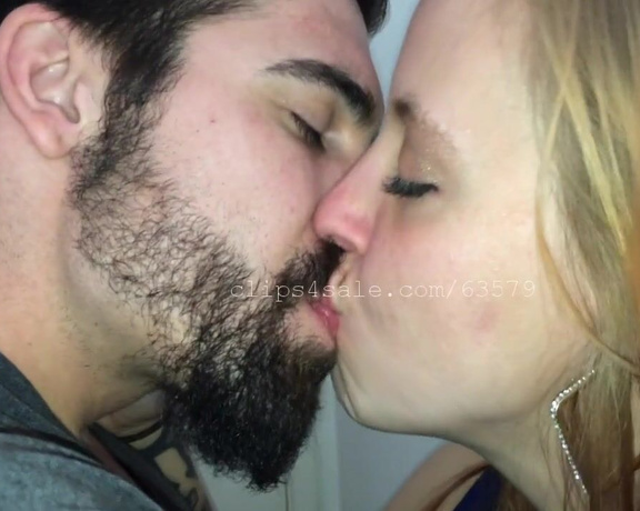 Kissingchannel aka kissingchannel - 02-27-2018 OnlyFans Video - Casey and Aaron Kissing and Taking Selfies Video 5 FULL VIDEO 3 min