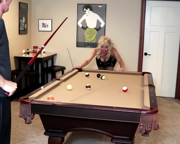 Soccer Mom Queen of Spades aka soccermmistress Fisting & Dildo - 11-01-2021 OnlyFans Video - Pool Game bet