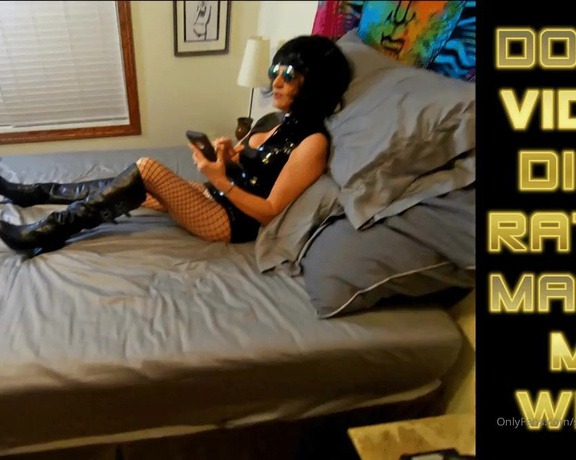 Soccer Mom Queen of Spades aka soccermmistress Fisting & Dildo - 02-28-2022 OnlyFans Video - Order yours today