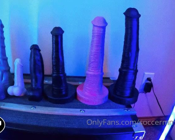 Soccer Mom Queen of Spades aka soccermmistress Fisting & Dildo - 01-16-2024 OnlyFans Video - Here is a fun alternate version of my Hankeys Dildo tour