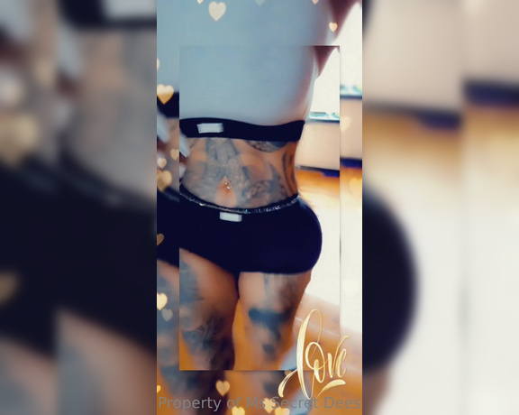 GoddiisBody aka goddiisbody Femdom - 11-03-2022 OnlyFans Video - Oil up