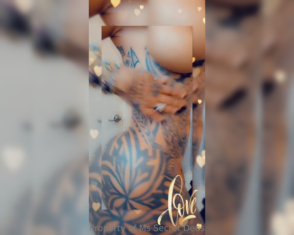 GoddiisBody aka goddiisbody Femdom - 11-03-2022 OnlyFans Video - Oil up