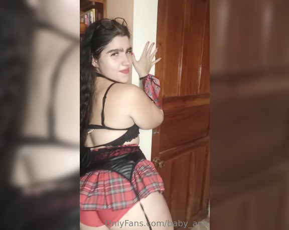 Babyanz aka baby_anz Findom - 07-19-2023 OnlyFans Video - Un videito de colegiala