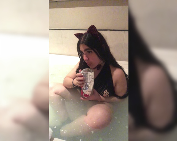 Babyanz aka baby_anz Findom - 01-23-2024 OnlyFans Video - Lechita y cereal para la gatita hot