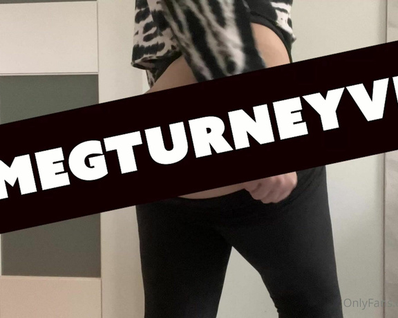 Meg Turney aka megturney - 03-07-2022 OnlyFans Video - Posted a little freebie booty love on the other page lt3