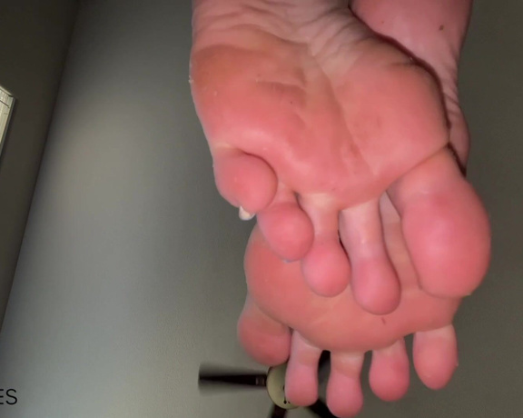 Ivy’s Feet aka footivy Foot Fetish - 09-10-2022 OnlyFans Video - Extended version of the clip I just added to my YouTube channel  You Cant Resist