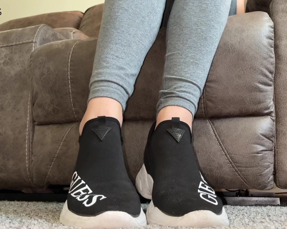 Ivy’s Feet aka footivy Foot Fetish - 08-24-2022 OnlyFans Video - Going Barefoot  w original audio Shoe removal and sock tease strip