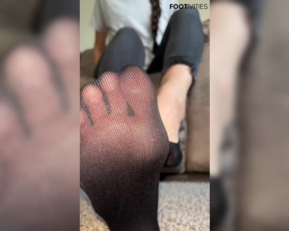 Ivy’s Feet aka footivy Foot Fetish - 09-28-2022 OnlyFans Video - More of my Peds