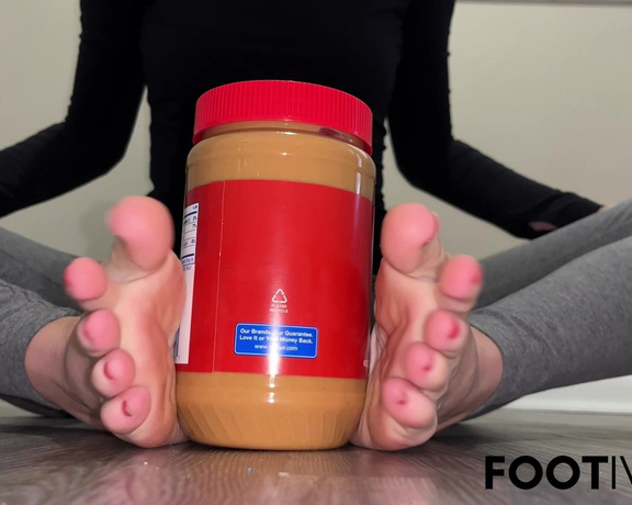 Ivy’s Feet aka footivy Foot Fetish - 12-10-2022 OnlyFans Video - Peanut Butter Toes _ just when you thought my feet couldnt get any sweeter