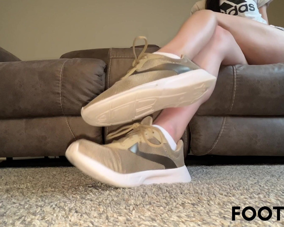 Ivy’s Feet aka footivy Foot Fetish - 01-24-2023 OnlyFans Video - Sneaker Ignore  Sock Strip Wearing shorts so you can enjoy my long legs crossing and