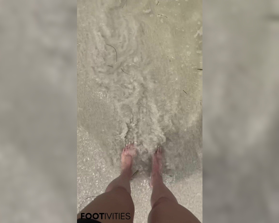 Ivy’s Feet aka footivy Foot Fetish - 07-04-2023 OnlyFans Video - Relaxing Beach ASMR Fall asleep to the sound of my feet in the ocean