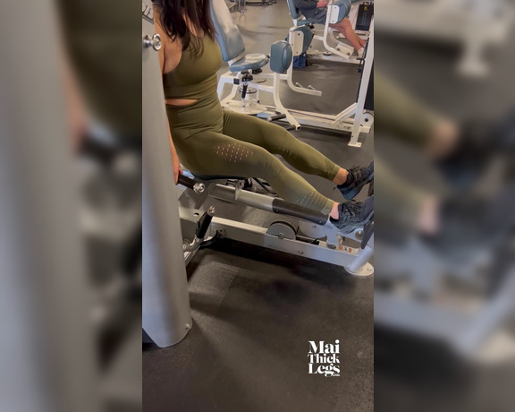 Mai Thick Legs aka maithicklegs Foot Fetish - 01-08-2023 OnlyFans Video - FAQ How much can I calf press