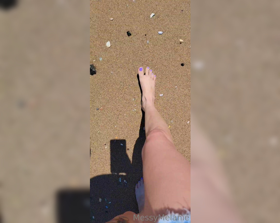 Messy Melanie aka messymelanie Foot Fetish - 07-19-2023 OnlyFans Video - Guess where I went last weekend