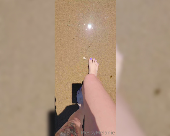 Messy Melanie aka messymelanie Foot Fetish - 07-19-2023 OnlyFans Video - Guess where I went last weekend