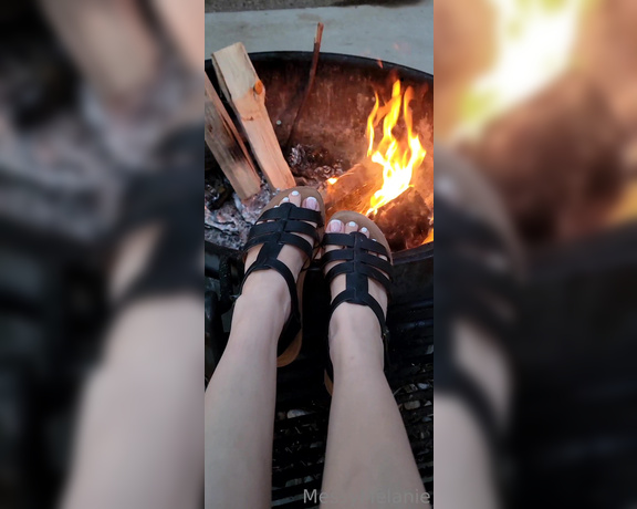 Messy Melanie aka messymelanie Foot Fetish - 08-10-2023 OnlyFans Video - Back From My Camping Trip