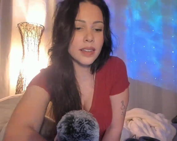 MissBella aka Missbella OnlyFans - Lol skip the beginning for asmr and to not suffer ear bleeding