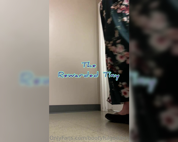 Bootyful Goddess aka bootyfulgoddess Findom - 08-09-2023 OnlyFans Video - Shorten versions of my new giantess video