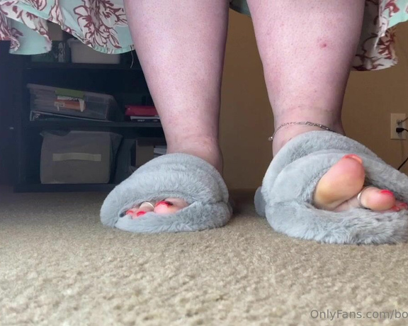 Bootyful Goddess aka bootyfulgoddess Findom - 09-07-2023 OnlyFans Video - I narrated a hot foot fetish story, this is part one because we had a renewal