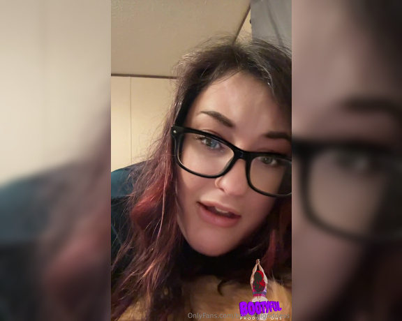 Bootyful Goddess aka bootyfulgoddess Findom - 12-24-2023 OnlyFans Video - Merry Christmas FART LOVERS