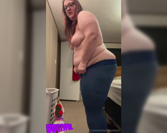 Bootyful Goddess aka bootyfulgoddess Findom - 12-15-2023 OnlyFans Video - Big ASS problems Does pants fit