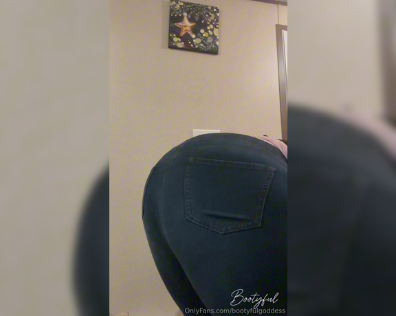 Bootyful Goddess aka bootyfulgoddess Findom - 01-13-2024 OnlyFans Video - Here is