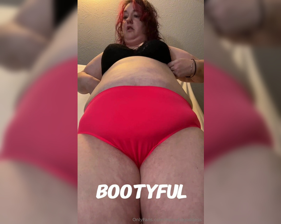 Bootyful Goddess aka bootyfulgoddess Findom - 01-15-2024 OnlyFans Video - From below