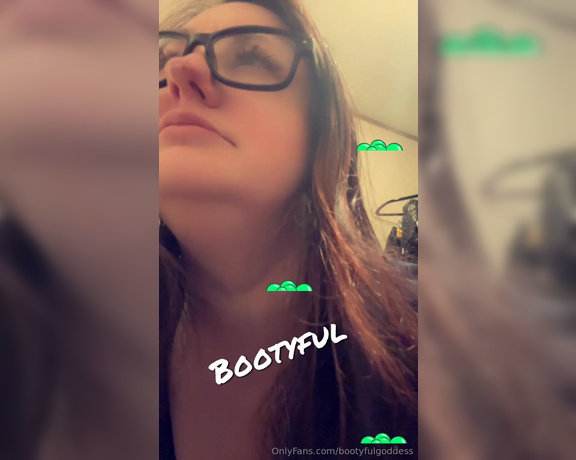 Bootyful Goddess aka bootyfulgoddess Findom - 05-05-2024 OnlyFans Video - My farting secret