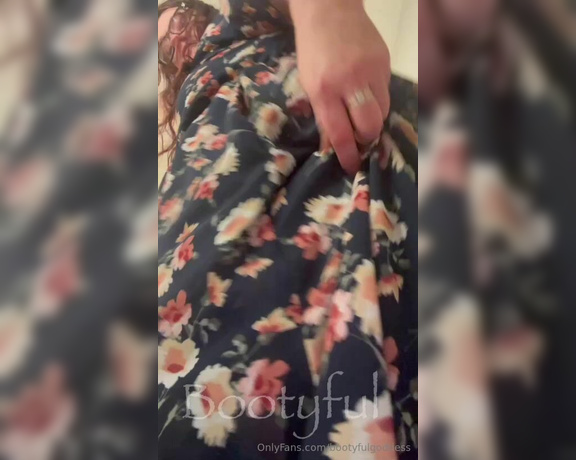 Bootyful Goddess aka bootyfulgoddess Findom - 05-21-2024 OnlyFans Video - How did I get into the fart fetish It all started when I was 15 in