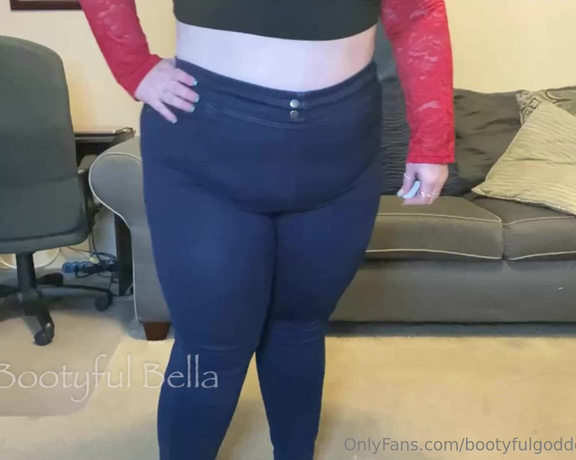 Bootyful Goddess aka bootyfulgoddess Findom - 06-29-2024 OnlyFans Video - I love seeing my booty shake and jeans, dont you