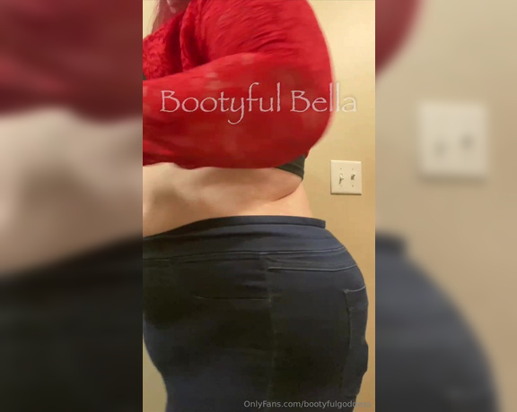 Bootyful Goddess aka bootyfulgoddess Findom - 06-30-2024 OnlyFans Video - Dont you just love Seeing me squeeze into jeans