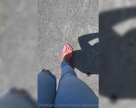 Goddess Nicole aka nicolesgoddesssoles Foot Fetish - 03-29-2023 OnlyFans Video - Walking down your block