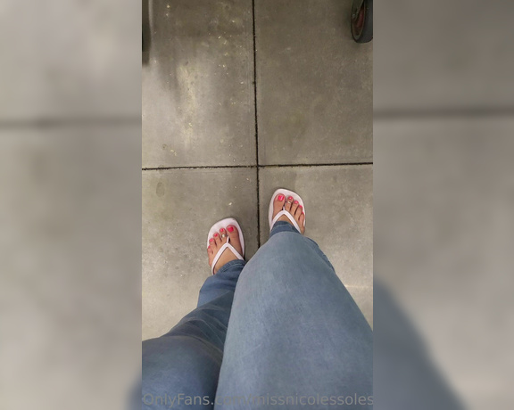 Goddess Nicole aka nicolesgoddesssoles Foot Fetish - 03-19-2023 OnlyFans Video - Mmm feels good to let them touch the ground Getting them rdy for a cleaning