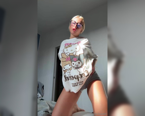 Sweet K4rma aka lei3sweet Foot Fetish - 10-15-2024 OnlyFans Video - prendimi dalle caviglie a fammi vedere quanto sei cattivo