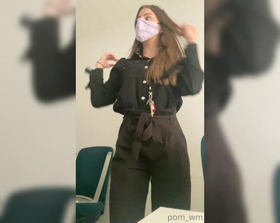 Pom_wm aka pom_wm - 05-15-2021 OnlyFans Video - getting up to no good