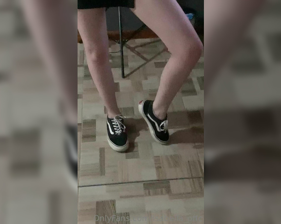 Goddess Ana aka urfeetgirlofc Foot Fetish - 12-26-2022 OnlyFans Video - Good afternoon