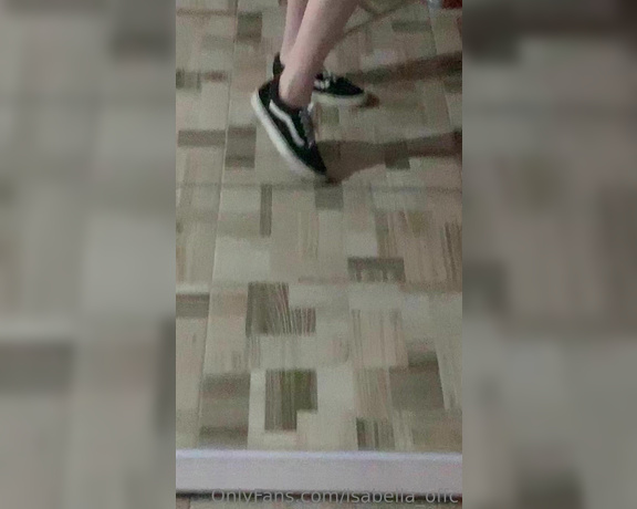 Goddess Ana aka urfeetgirlofc Foot Fetish - 12-26-2022 OnlyFans Video - Good afternoon