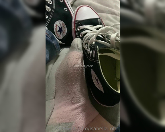 Goddess Ana aka urfeetgirlofc Foot Fetish - 01-25-2023 OnlyFans Video - Do you like videos like this Taking off shoes   12 in a few minutes