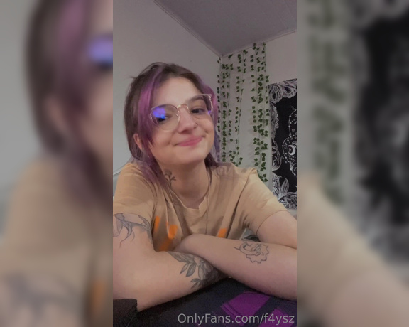 Goddess Ana aka urfeetgirlofc Foot Fetish - 02-28-2023 OnlyFans Video - Foot workship  Can you understand me when I speak in English because my pronunciation is