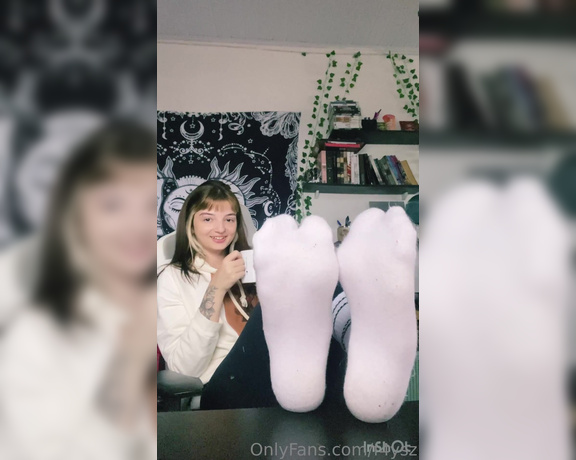 Goddess Ana aka urfeetgirlofc Foot Fetish - 04-17-2023 OnlyFans Video - good afternoon with that foot in your face