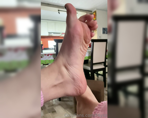 Goddess Ana aka urfeetgirlofc Foot Fetish - 08-09-2023 OnlyFans Video - Leaked urfeetgirlofc 8978