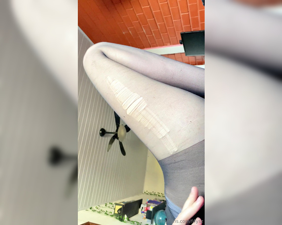 Goddess Ana aka urfeetgirlofc Foot Fetish - 09-11-2023 OnlyFans Video - Leaked urfeetgirlofc 61410