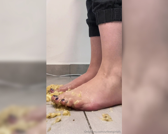 Goddess Ana aka urfeetgirlofc Foot Fetish - 05-02-2024 OnlyFans Video - I prepared something for you to eat love