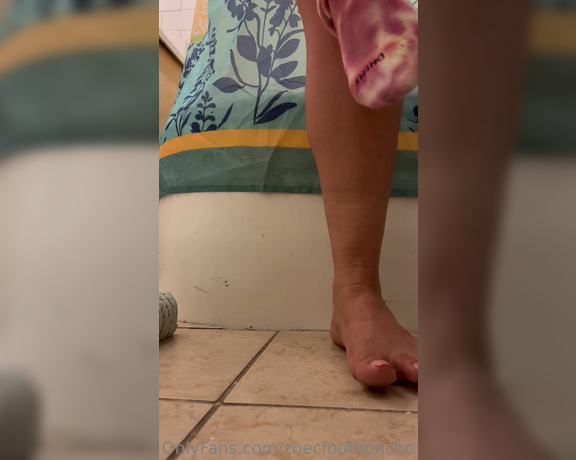 HONCHO aka thefthoncho Foot Fetish - 09-13-2022 OnlyFans Video - After work sweaty sock removal