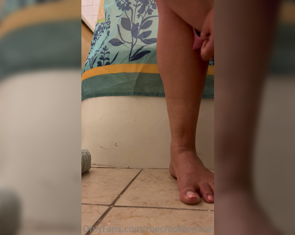 HONCHO aka thefthoncho Foot Fetish - 09-13-2022 OnlyFans Video - After work sweaty sock removal