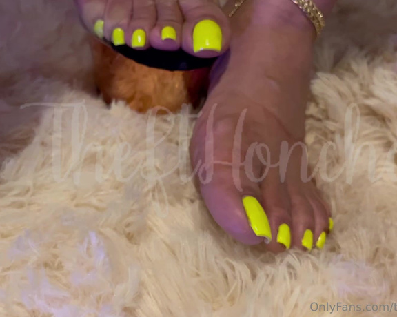 HONCHO aka thefthoncho Foot Fetish - 03-05-2023 OnlyFans Video - Leaked thefthoncho 36184