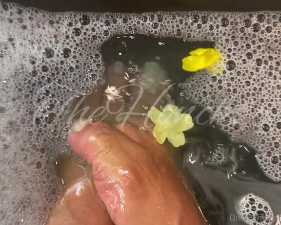 HONCHO aka thefthoncho Foot Fetish - 07-05-2023 OnlyFans Video - Clear toenails