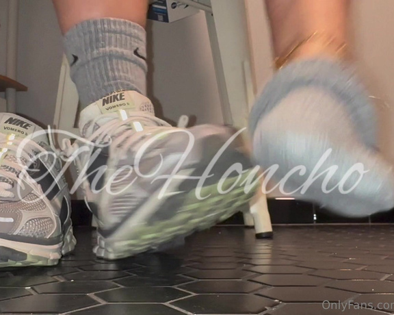 HONCHO aka thefthoncho Foot Fetish - 07-31-2023 OnlyFans Video - Leaked thefthoncho 85852