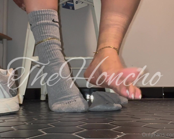 HONCHO aka thefthoncho Foot Fetish - 07-31-2023 OnlyFans Video - Leaked thefthoncho 85852