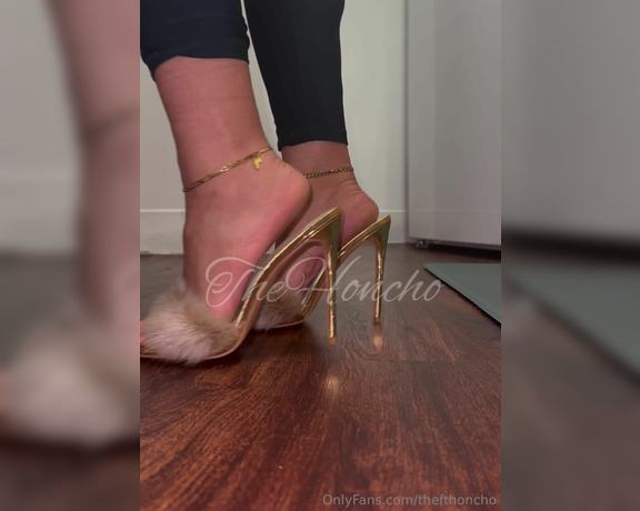 HONCHO aka thefthoncho Foot Fetish - 10-18-2023 OnlyFans Video - Leaked thefthoncho 22607