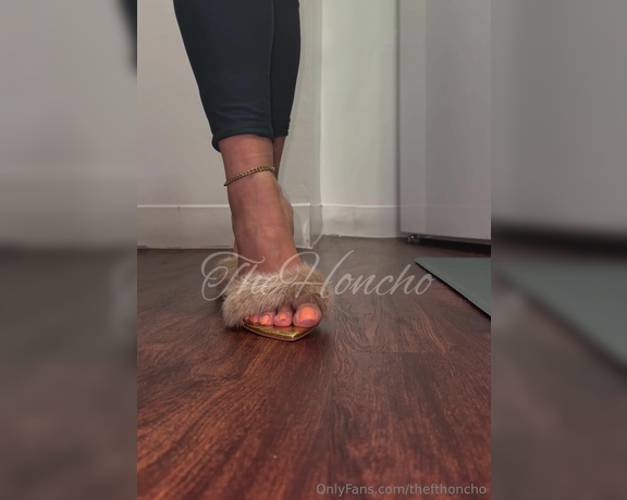 HONCHO aka thefthoncho Foot Fetish - 10-18-2023 OnlyFans Video - Leaked thefthoncho 22607